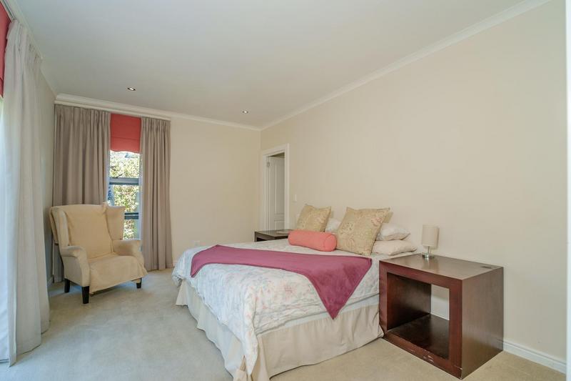 4 Bedroom Property for Sale in Tarragona Western Cape